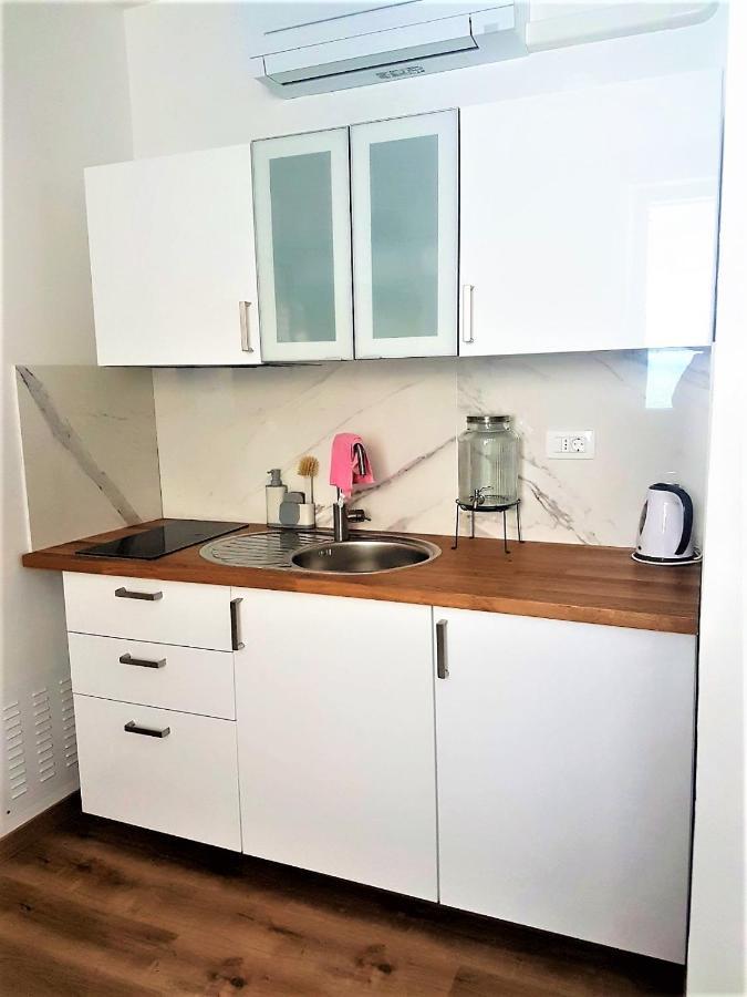 Apartma Soncek Izola Ngoại thất bức ảnh